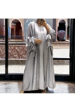 Gilet Et Robe Rayhana Très Ample Satiné Gris Argenté -Féminité Couture gilet et robe rayhana tres ample satine gris argente 3