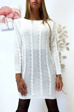Joli Robe Pull Torsadé Blanche En Manche Longue -Féminité Couture joli robe pull torsade blanche en manche longue 3