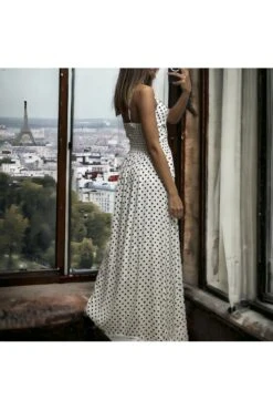 Longue Robe à Pois Blanc Et Noir Bretelles Amovible -Féminité Couture longue robe a pois blanc et noir bretelles amovible 2