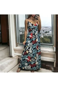 Longue Robe Avec Sublime Motif Fleuris Noir Bretelles Amovible -Féminité Couture longue robe avec sublime motif fleuris noir bretelles amovible 2