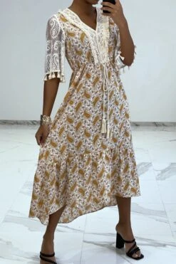 Longue Robe Beige Avec Dentelle Et Motif -Féminité Couture longue robe beige avec dentelle et motif 5