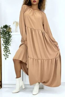 Longue Robe évasé Camel Col Rond -Féminité Couture longue robe beige col v over size 7