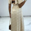 Longue Robe Beige Motif Liberty Avec Fente Et Volant