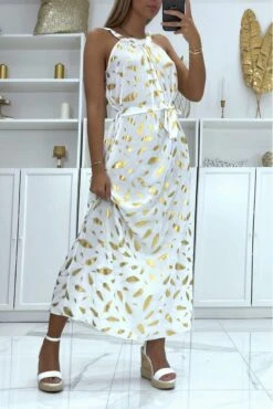 Longue Robe Blanche Motif Plumes Avec Attache Au Col -Féminité Couture longue robe blanche motif plumes avec attache au col 2