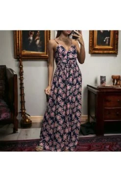 Longue Robe Bretelle à Motif En Marine Et Rose Croisé Au Buste -Féminité Couture longue robe bretelle a motif en marine et rose croise au buste 2