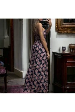 Longue Robe Bretelle à Motif En Marine Et Rose Croisé Au Buste -Féminité Couture longue robe bretelle a motif en marine et rose croise au buste 3