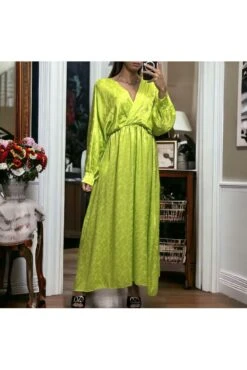 Longue Robe Cache Coeur Anis Matière Brillante à Motif -Féminité Couture longue robe cache coeur anis matiere brillante a motif 2