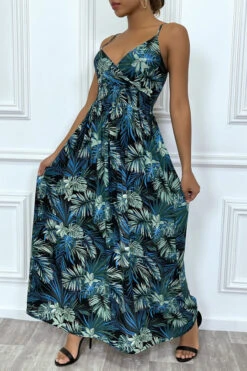 Longue Robe D'été Bleu Royal à Imprimé Tropical Et Cintrée à La Taille. 8 Longue Robe D'été Bleu Royal à Imprimé Tropical Et Cintrée à La Taille. -Féminité Couture longue robe d ete bleu royal a imprime tropical et cintree a la taille 1