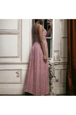 Longue Robe Fleuris Blanc Et Rouge Bretelles Amovible