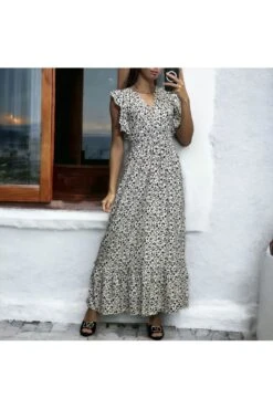 Longue Robe Liberty Blanche Froncé à La Taille