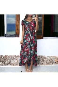 Longue Robe Motif Feuille Rouge Et Vert Avec Fronce à La Taille