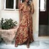 Longue Robe Motif Feuilles Orange Avec Fronce à La Taille -Féminité Couture longue robe motif feuilles orange avec fronce a la taille