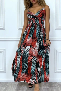 Longue Robe Noire Croisé Au Buste Avec Bretelles Amovible Motif Feuille Rouge Et Verte -Féminité Couture longue robe noire croise au buste avec bretelles amovible motif feuille rouge et verte 2