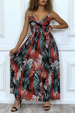 Longue Robe Noire Croisé Au Buste Avec Bretelles Amovible Motif Feuille Rouge Et Verte -Féminité Couture longue robe noire croise au buste avec bretelles amovible motif feuille rouge et verte 4