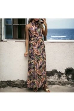 Longue Robe Plissé Noir Avec Ceinture Sublime Motif Imprimé -Féminité Couture longue robe plisse noir avec ceinture sublime motif imprime 2