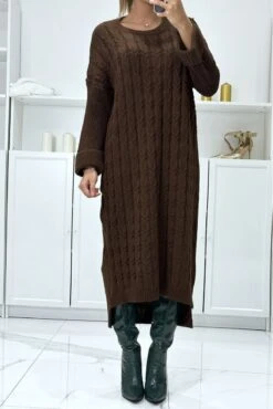 Longue Robe Pull Marron Tréssé Over Size Manche Revers