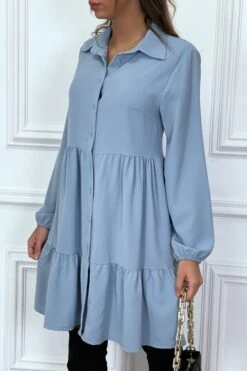 Devant 15 Robe Chemise Bleu à Volant Et Boutons