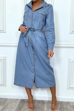 Robe Chemise En Jean Bleu Clair Avec Ceinture -Féminité Couture robe chemise en jean bleu clair avec ceinture 7