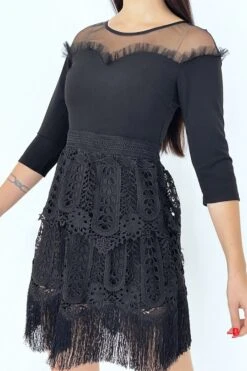 Robe Chic Noire à Manches 3/4 Et Doublure Ajourée à Franges