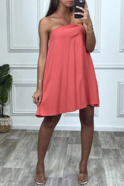 Robe Courte Corail Fluide Et évasée Avec Fines Bretelles -Féminité Couture robe courte corail fluide et evasee avec fines bretelles 3