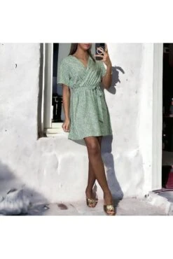 Robe Croisé Motif Liberty Verte -Féminité Couture robe croise motif liberty verte 2