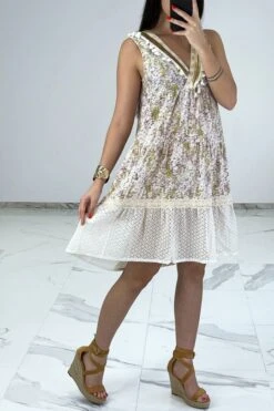 Robe D'été Beige à Imprimé Coloré Et Crochet Style Bohème -Féminité Couture robe d ete beige a imprime colore et crochet style boheme 1