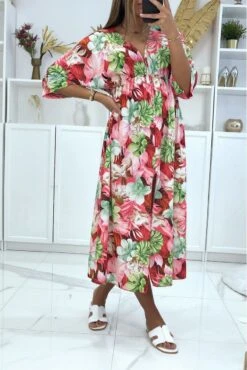 Robe Fleurie Rose Col V Manche Mi-longue Fendu Sur Les Cotés