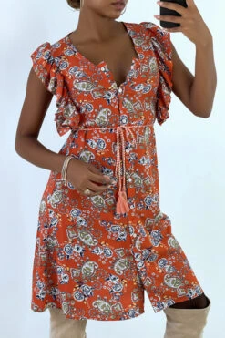Robe Fluide Orange Volantée à Boutons Et Imprimé Floral -Féminité Couture robe fluide orange volantee a boutons et imprime floral 1
