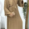 Robe Longue Plissée Camel -Féminité Couture robe longue plissee camel
