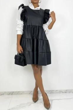Robe Noire En Simili Avec Volants Très Tendance