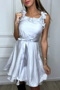 Robe Patineuse Grise Satinée évasée à Froufrou -Féminité Couture robe patineuse grise satinee evasee a froufrou 3