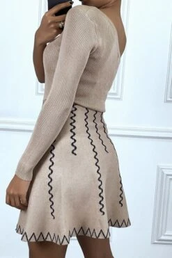 Robe Pull Taupe Asymétrique Côtelé Et Motif Zig Zag -Féminité Couture robe pull taupe asymetrique cotele et motif zig zag 3