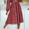 Robe Rouge Motif écossais Avec Broderie -Féminité Couture robe rouge motif ecossais avec broderie