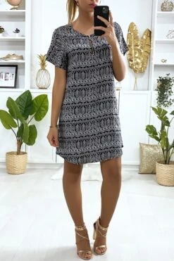 Robe Tunique à à Motif Noir Et Blanc Avec Zip Au Col -Féminité Couture robe tunique a a motif noir et blanc avec zip au col 2