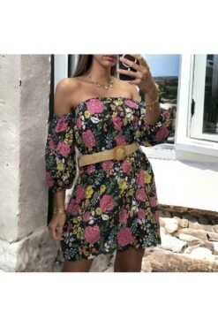 Sublime Robe Motif Fleuris Et Brodé Avec Ceinture Et Manche à Part -Féminité Couture sublime robe motif fleuris et brode avec ceinture et manche a part 2