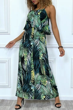 Sublime Robe Noir Motif Feuille Verte Avec Bretelle Et Volant. Vêtement Mode Femme -Féminité Couture sublime robe noir motif feuille verte avec bretelle et volant vetement mode femme 4
