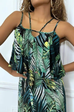 Sublime Robe Noir Motif Feuille Verte Avec Bretelle Et Volant. Vêtement Mode Femme -Féminité Couture sublime robe noir motif feuille verte avec bretelle et volant vetement mode femme 8
